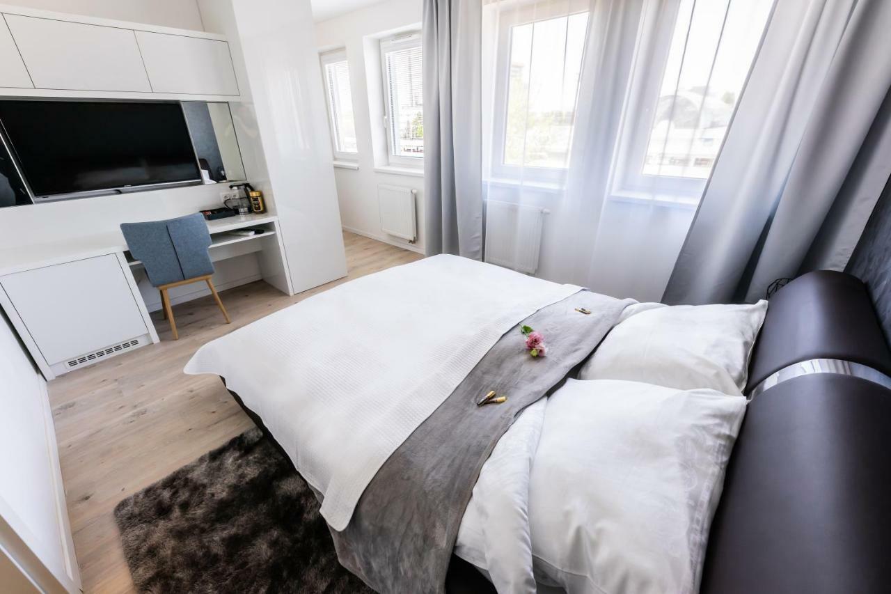 More Than Accommodation Bratislava Exterior foto